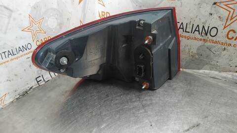 Foto 3ª: Piloto Trasero Derecho Bmw Serie 5 518 520 D 184CV 135KW [N47D20C] (2015)