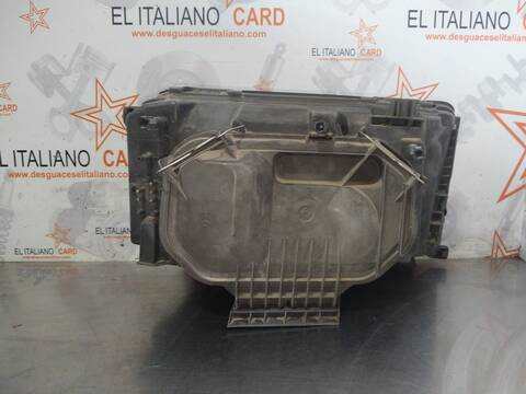 Foto 2ª: Faro Izquierdo Mercedes Clase E 180 TD 250 124.185) 113CV 83KW FAMILIAR (1986)