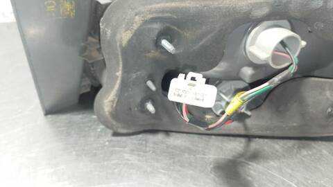 Foto 3ª: Piloto Trasero Izquierdo Hyundai Sonata 2.0 CRDI COMFORT I 140CV 103KW [D4EA] (2007)