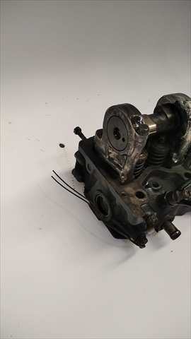 Foto 2ª: Culata Nissan Vanette 2.3 D [D/LD33] (2000)