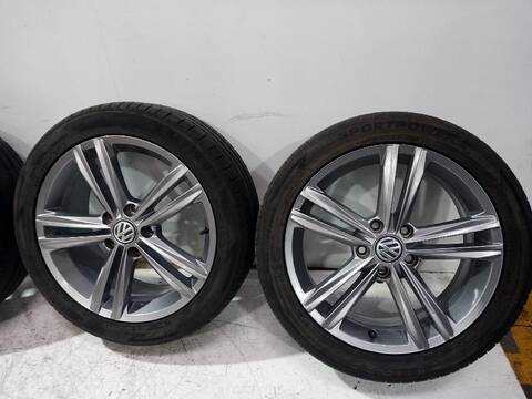 Foto 2ª: Juego LLantas Volkswagen Golf COMFORTLINE BLUEMOTION AUT. 150CV (2013)