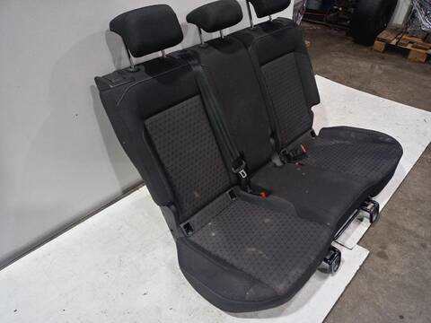 Foto 2ª: Asientos Traseros Volkswagen T-Cross ADVANCE 95CV [DKLA  DUSB  CHZL  DL] (2016)