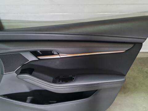 Foto 2ª: Tapizados Cartoneras Mazda 3 2.0 SKYACTIV-G M HYBRID HATCHBACK 122CV 90KW [PEXN] (2020)