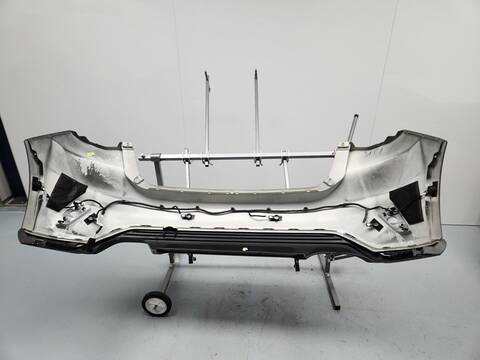 Foto 2ª: Paragolpes Trasero Ford Focus ST-LINE 155CV 114KW [M0DC] (2024)