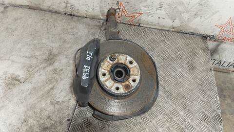 Foto 2ª: Mangueta Delantera Izquierda Volkswagen Touareg TDI V6 224CV 165KW [BKS] (2006)