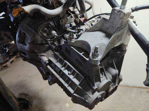 Foto 3ª: Caja Cambios Ford Focus BERLINA (1998)