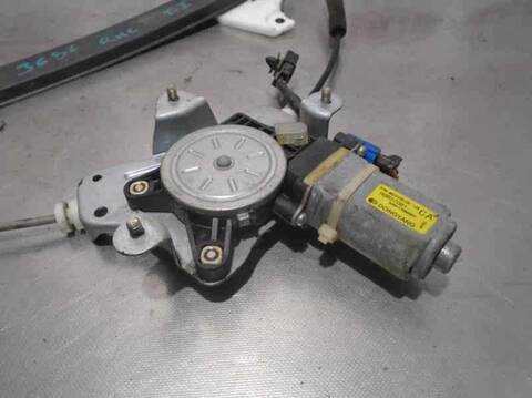 Foto 3ª: Elevalunas Manual Trasero Izquierdo Chevrolet Captiva 2.0 DIESEL CAT 150CV 110KW [Z20S] (2006)