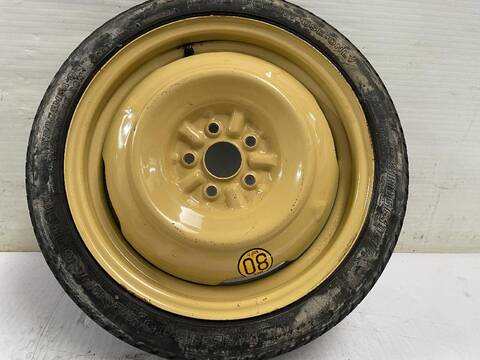 Neumatico Toyota Prius BASIS AUT. 78CV