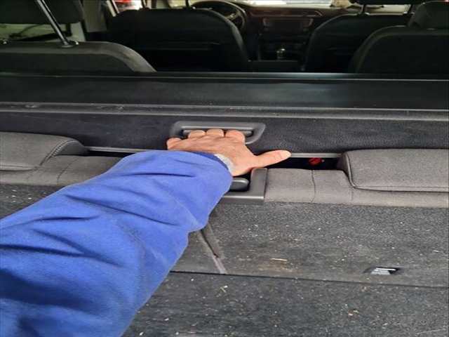 Foto 4ª: Bandeja Trasera Volkswagen Touran SPORT BMT 150CV 110KW [DFGA] (2016)