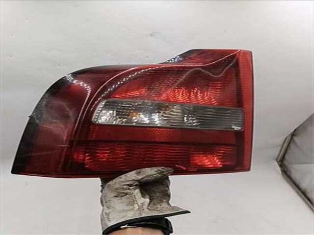 Foto 2ª: Piloto Trasero Izquierdo Volvo S80 2.5 D [2.5 LTR. - 103 KW TURBODIESEL] [D5252T]