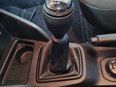 Foto 3ª: Palanca de Cambio Dacia Duster 1.5 DCI 115 4X4 114CV 84KW [K9K 874] (2024)