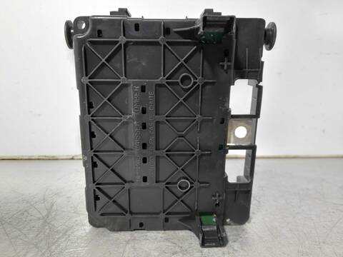 Foto 3ª: Caja Reles Fusibles Citroen Xsara 1.6 HDI CAT 9HY - DV6TED4) PICASSO 109CV 80KW (2008)