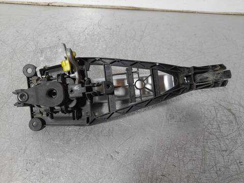 Foto 2ª: Maneta Exterior Delantera Izquierda Opel Astra 1.7 16V CDTI 101CV 74KW [Z17DTH] (2005)