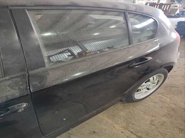Foto 3ª: Puerta Trasera Izquierda Bmw Serie 1 114 N47D20C BERLINA (2004)