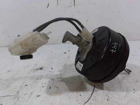 Foto 2ª: Servofreno Mercedes Clase V 200 136CV 100KW (2014)