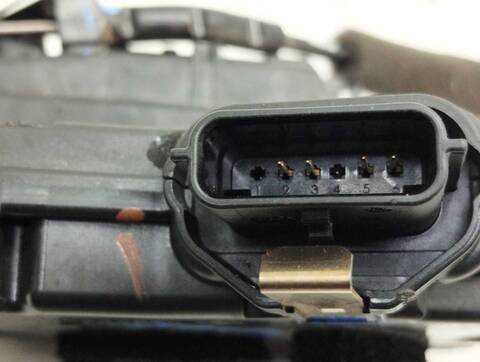Foto 3ª: Cerradura Puerta Delantera Derecha Renault Clio ZEN 118CV 87KW [H5F F4] (2017)
