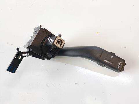 Mando Multifuncion Volkswagen Golf CONCEPTLINE E) 140CV