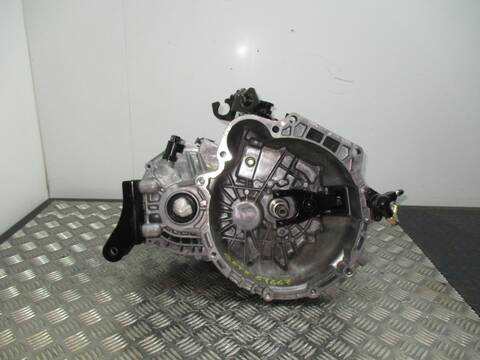 Foto 2ª: Caja Cambios Hyundai Getz G4EA (2003)