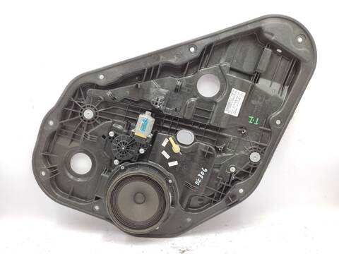 Foto 1ª: Elevalunas Manual Trasero Izquierdo Hyundai i30 1.4 99CV 73KW [G4FA] (2012)