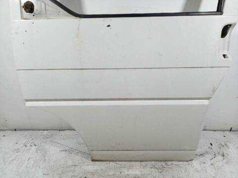 Foto 2ª: Puerta Delantera Izquierda Volkswagen Transporter 84CV 62KW FURGONETA (1995)