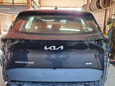 Portón Kia Sportage 1.6 T-GDI HYBRID 180CV 132KW