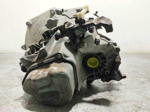 Foto 3ª: Caja Cambios Peugeot 2008 1.2 VTI 82CV 60KW [HM01] (2015)