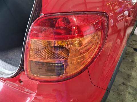 Piloto Trasero Derecho Fiat Sedici 1.9 8V MULTIJET DYNAMIC 120CV 88KW