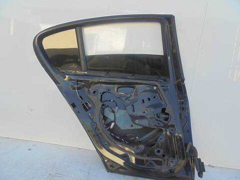 Foto 2ª: Puerta Trasera Izquierda Bmw Serie 1 114 2.0 16V BERLINA 143CV 105KW [N47D20C] (2010)