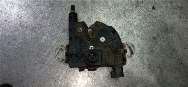 Foto 3ª: Cerradura Capot Ford Focus 1.6 TDCI [HHDA]