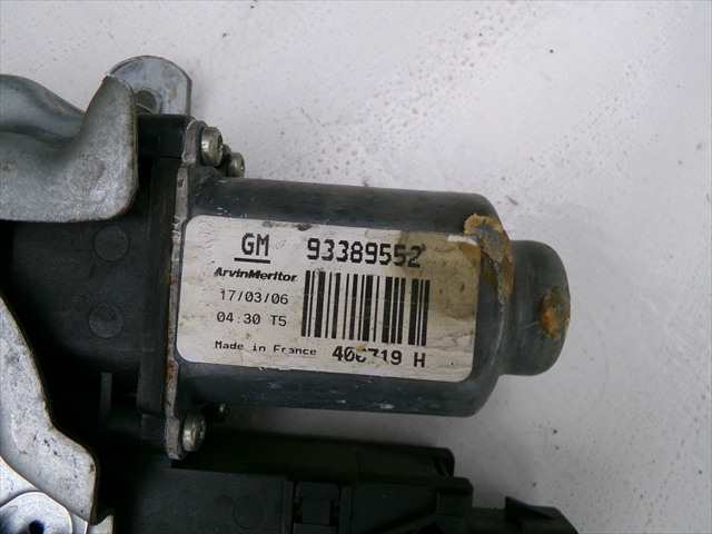 Foto 2ª: Elevalunas Eléctrico Delantero Derecho Opel Meriva 1.7 CDTI 2003-2010 [Z17DTH] (2006)