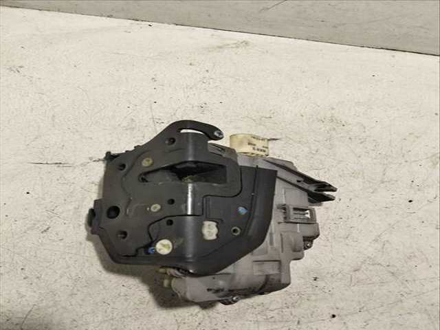 Cerradura Puerta Delantera Derecha Audi A4 BASIS 2 16V TDI 143CV