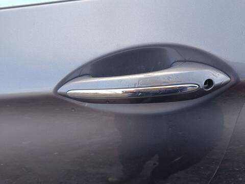 Maneta Exterior Delantera Izquierda Bmw Serie 5 525 D