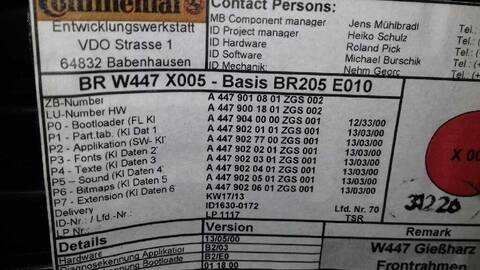 Foto 3ª: Cuadro de Instrumentos Mercedes Clase V 200 136CV 100KW (2014)