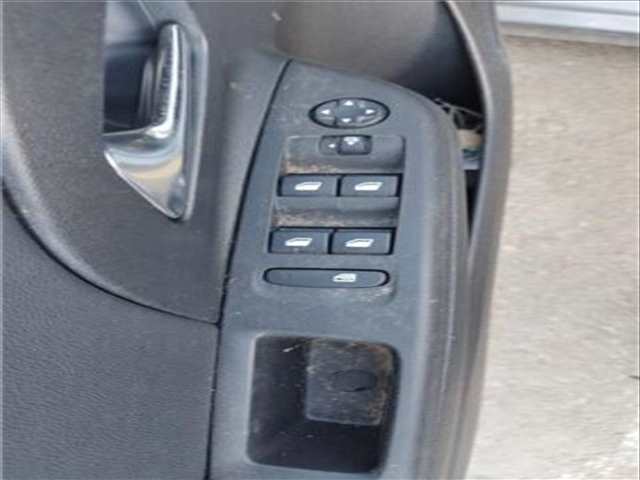 Botonera Elevalunas Opel Corsa 1.5 68) 102CV 75KW