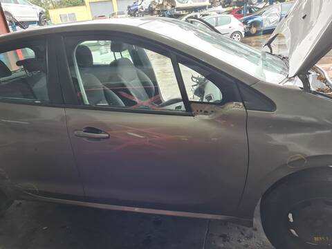 Puerta Delantera Derecha Peugeot 208 ACTIVE 82CV 60KW