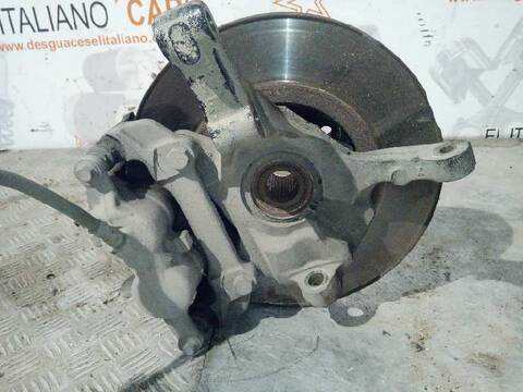 Foto 3ª: Mangueta Delantera Derecha Renault Trafic 1.9 DIESEL 101CV 74KW (2001)