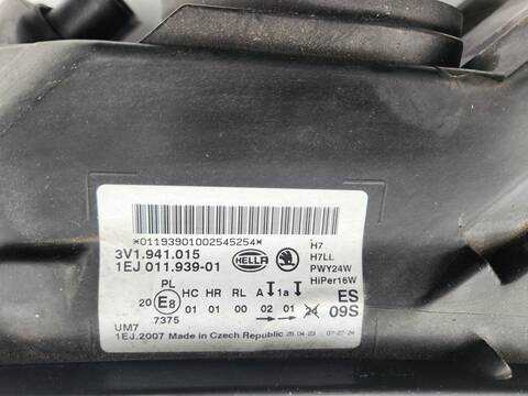 Foto 3ª: Faro Izquierdo Skoda Superb AMBITION 150CV 110KW [DFGA] (2018)