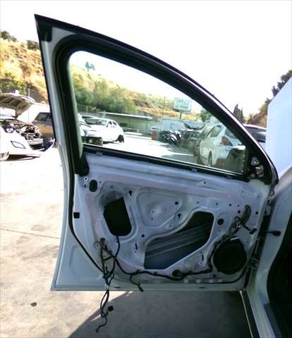 Foto 2ª: Puerta Delantera Izquierda Opel Insignia 2.0 CDTI 2008-2013 [A20DTH] (2011)