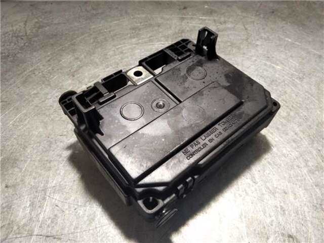 Foto 3ª: Caja Reles Fusibles Peugeot 407 2.0 ST CONFORT [2.0 LTR. - 100 KW 16V CAT (RFN - EW10J4)] [RHR]