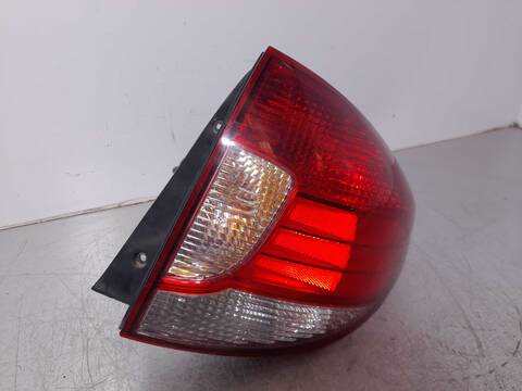 Foto 2ª: Piloto Trasero Derecho Kia Rio IPANEMA BERLINA 97CV 71KW [A5D] (2005)