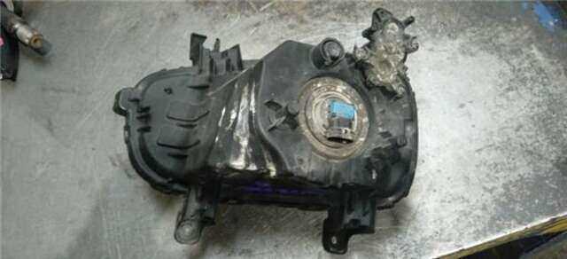 Foto 3ª: Faro Antiniebla Delantero Derecho Kia Carens 1.7 BASIC [1.7 LTR. - 85 KW CRDI CAT] [D4FD]