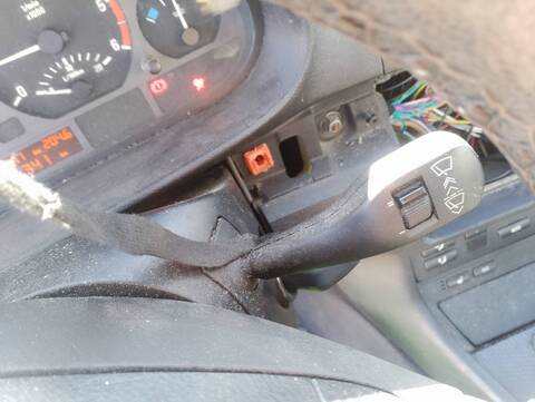 Foto 2ª: Mando Multifuncion Bmw Serie 3 315 320 I BERLINA 150CV 110KW [204D4] (2004)