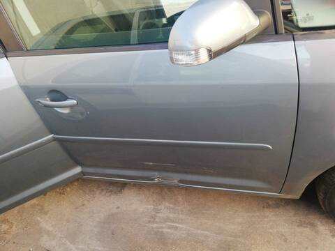 Foto 2ª: Puerta Delantera Derecha Volkswagen Touran BMM (2007)