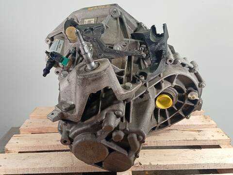 Foto 3ª: Caja Cambios Renault Megane 1.5 BLUE DCI 115 K9A6) 116CV 85KW IV SPORT TOURER K9A/M/N_) [K9K872] (2019)