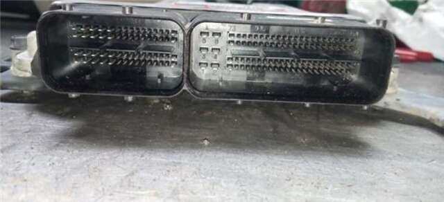 Foto 3ª: Centralita Motor ECU Hyundai ix35 1.6 CLASSIC 2WD [1.6 LTR. - 99 KW CAT]