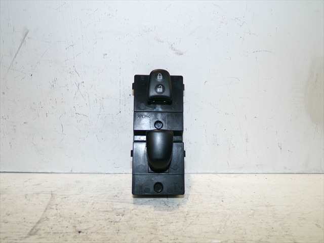 Botonera Elevalunas Nissan Juke 1.5 DCI 2010-2015