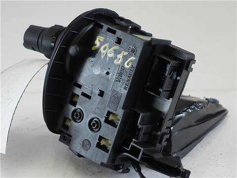 Foto 2ª: Mando Multifuncion Renault Scenic 1.5 DCI JM1E) 106CV 78KW JM) [D/ K9K P 7] (2006)