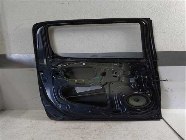 Foto 1ª: Puerta Trasera Izquierda Toyota Hilux 171 CV 126KW [1KD-FTV] (2015)