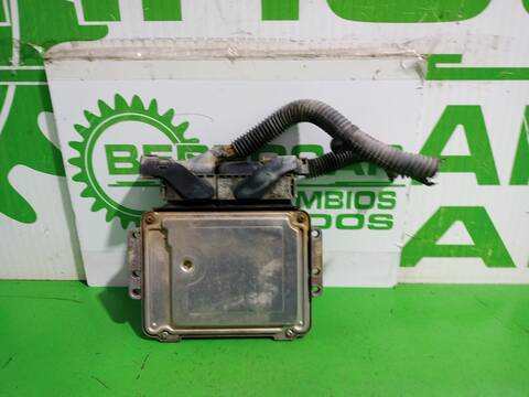 Foto 3ª: Centralita Motor ECU Opel Astra ELEGANCE BERLINA 101CV 74KW [Z17DTH] (2004)