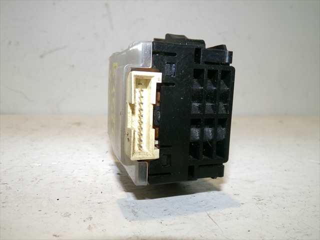 Foto 3ª: Mando Multifuncion Mitsubishi Montero 1.8 GDI MODELO IO [4G93] (2000)